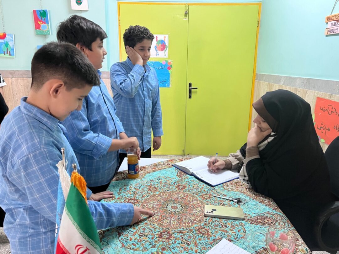ثبت نام مسابقات قرآن  و عترت دانش آموزی