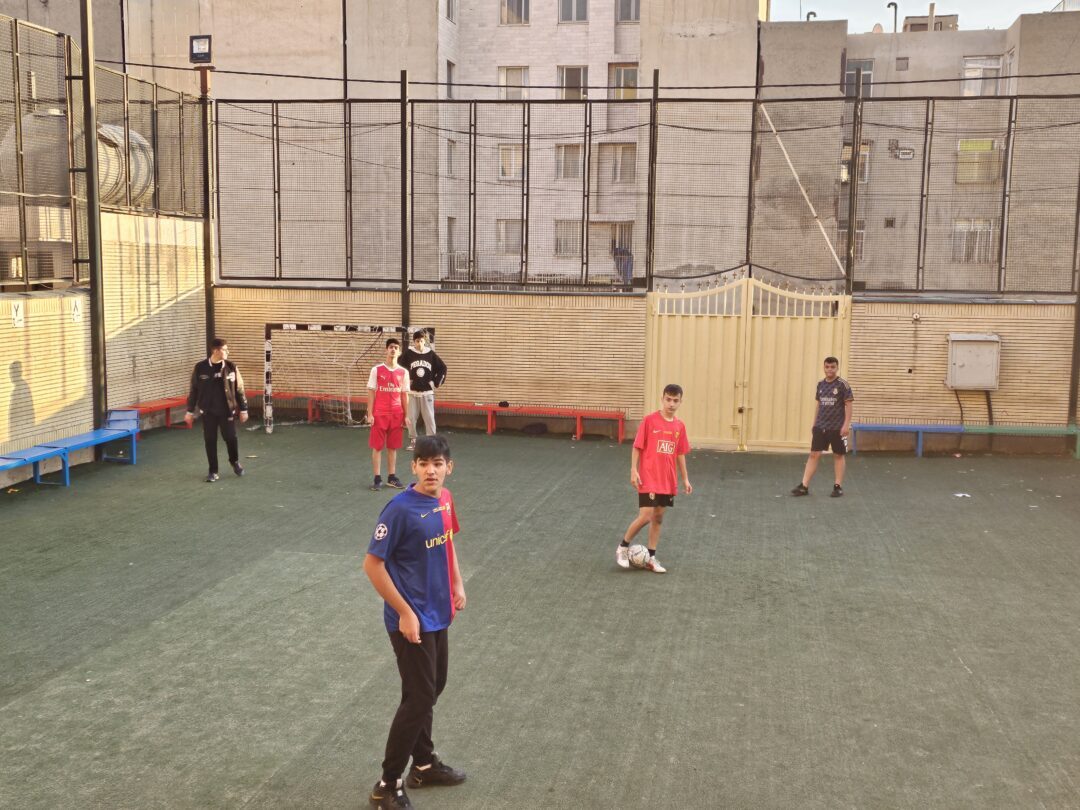 اردوی یک روز در مدرسه پایه نهم