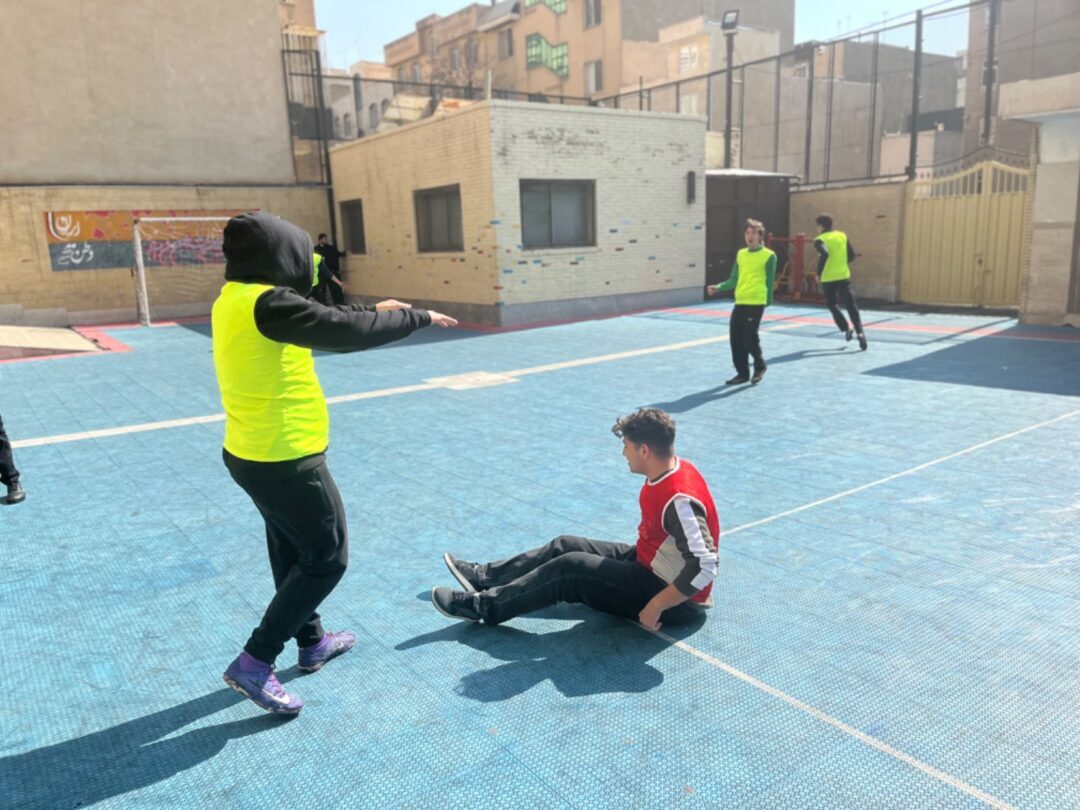 مسابقات فوتبال دهه فجر دوره دوم متوسطه