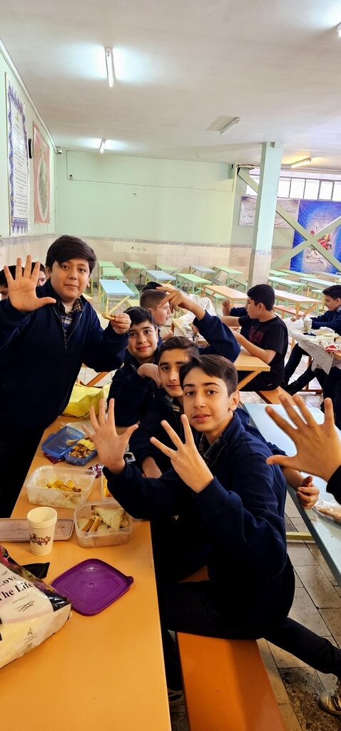 صبحانه همدلی پایه هفتم